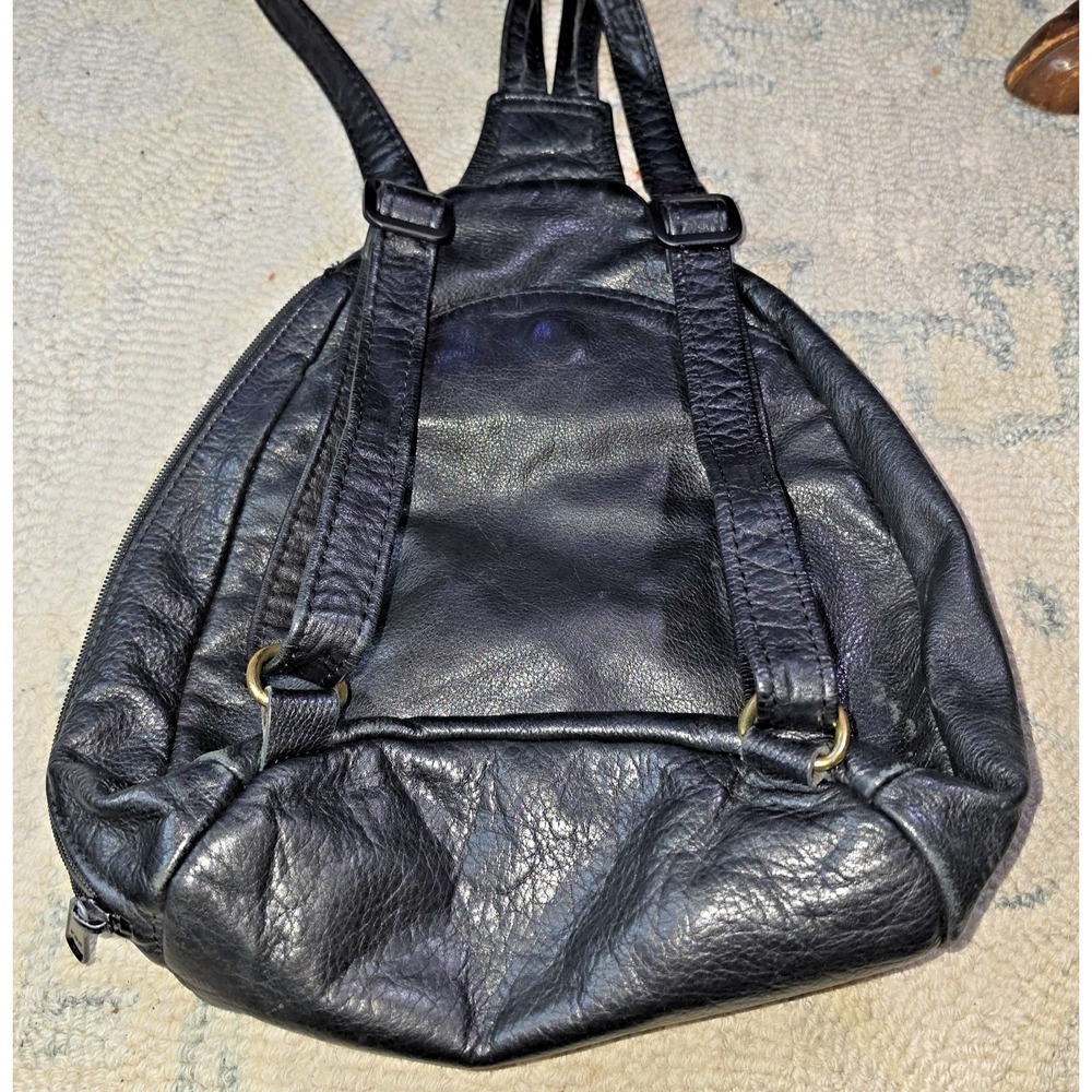 Quality Premium Leather Backpack Side-Zip Closure 3 Compartment Adjustable Strap - Picture 13 of 15